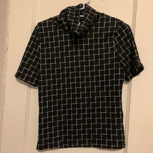 Black and white checkered short sleeve turtleneck